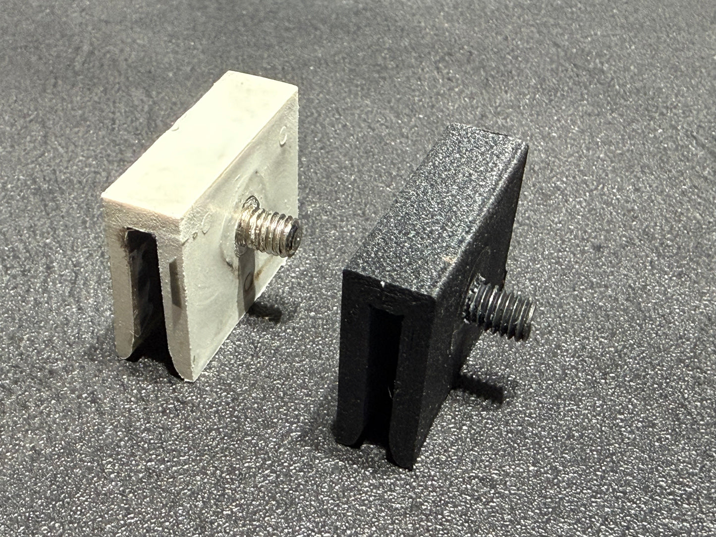 S1 Elise / Exige Door Glass Stud Carrier. - BRS-ENGINEERING